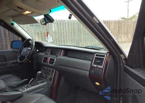 2004 Land Rover Range Rover Hse z USA, uszkodzony, nr VIN SALME114X4A173155